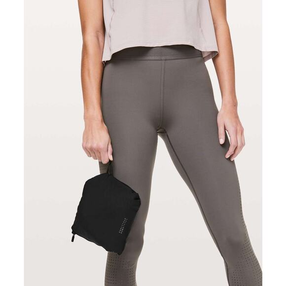 LULULEMON Ride & Reflect Jacket Womens M/L Black Hooded Packable Lightweight - Picture 7 of 16